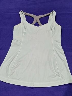 Lululemon Off White/Grey Active Tank Top w/Shelf Bra - Dot Size 6.